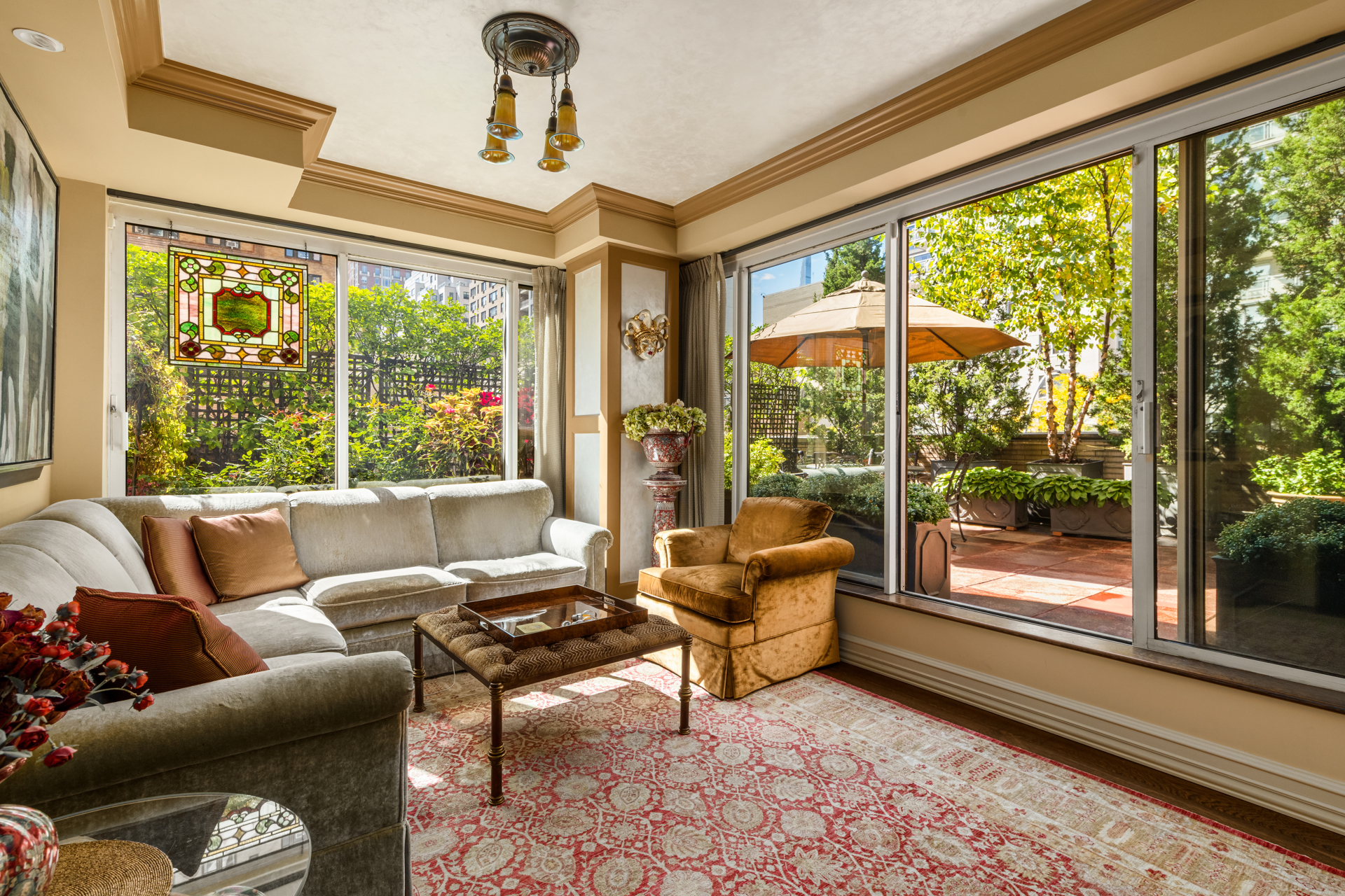 200 E 69TH Street 4LM