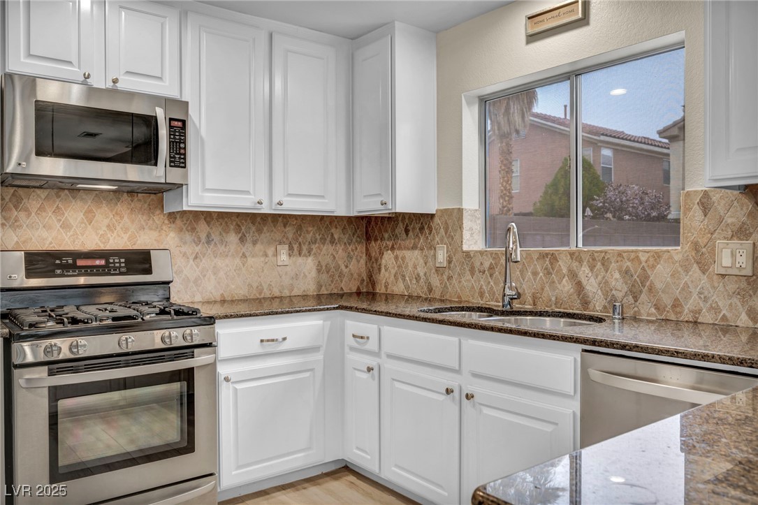 9808 Camino Loma Verde Avenue