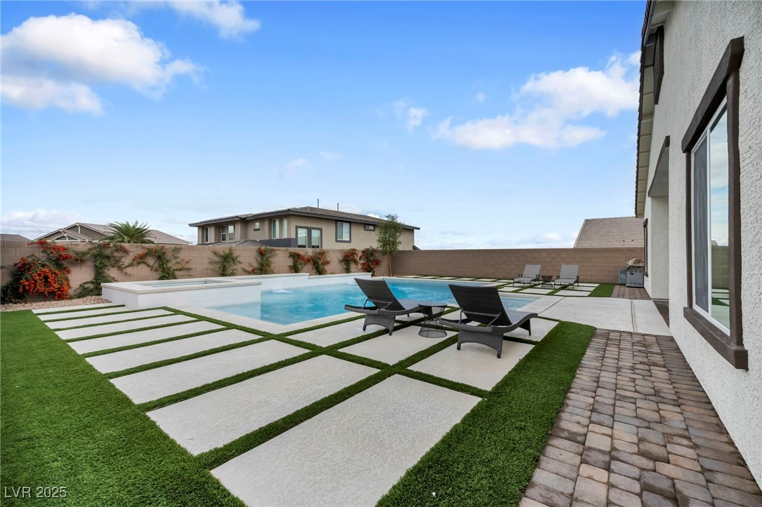 10026 Sweet Holly Place