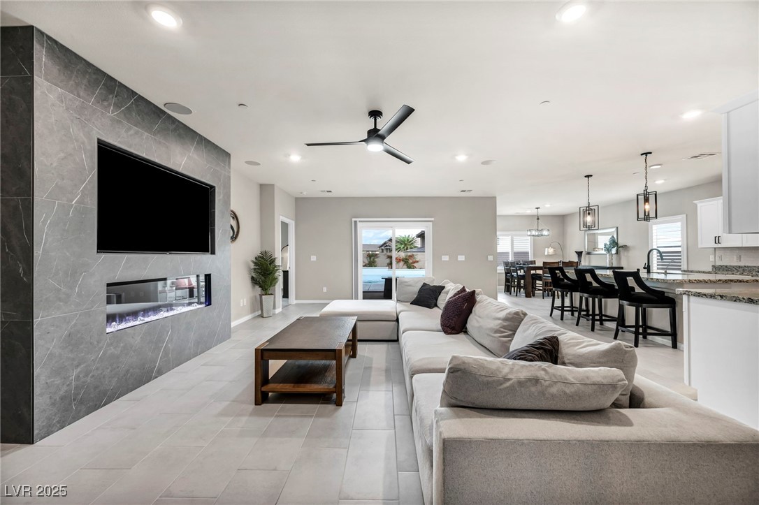 10026 Sweet Holly Place