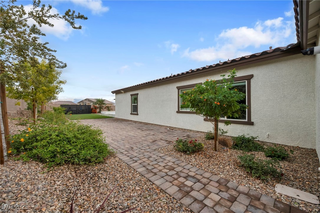 10026 Sweet Holly Place