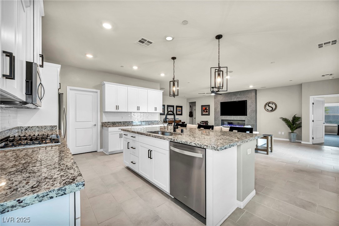 10026 Sweet Holly Place