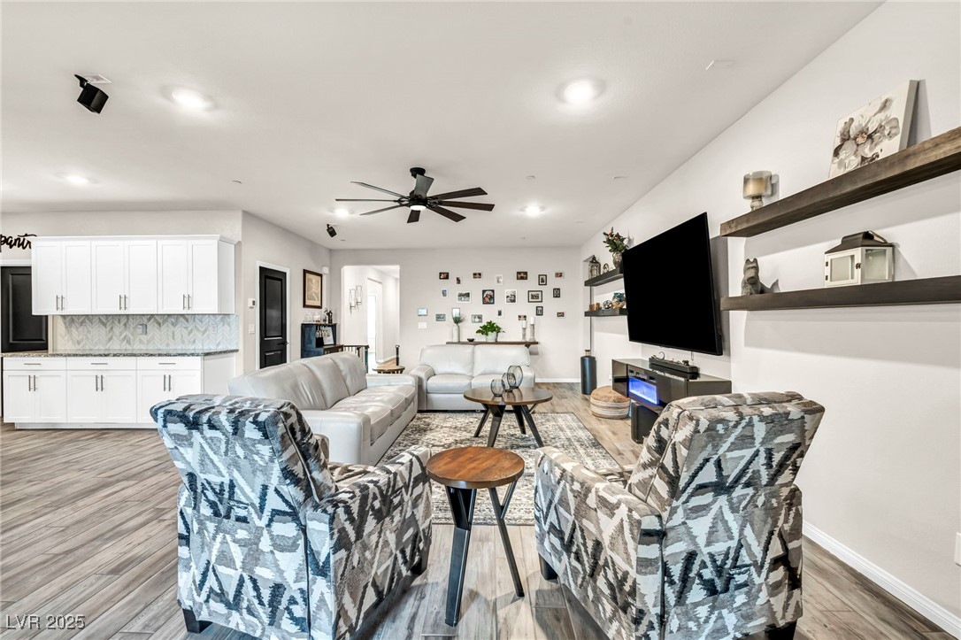 10164 Sweet Holly Place