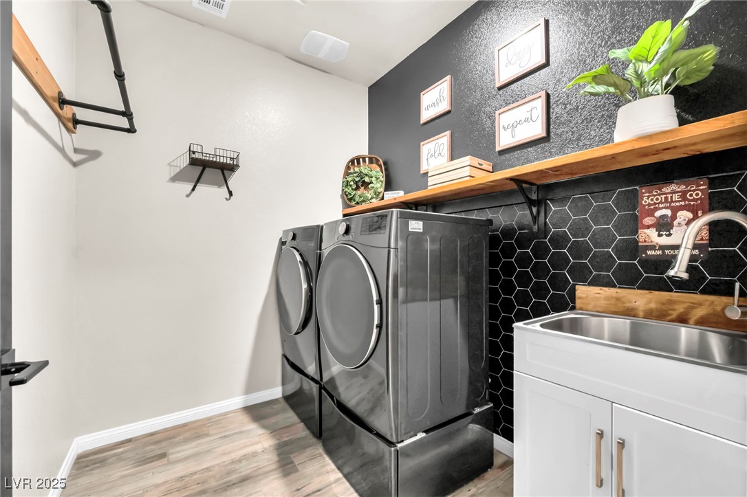 10164 Sweet Holly Place