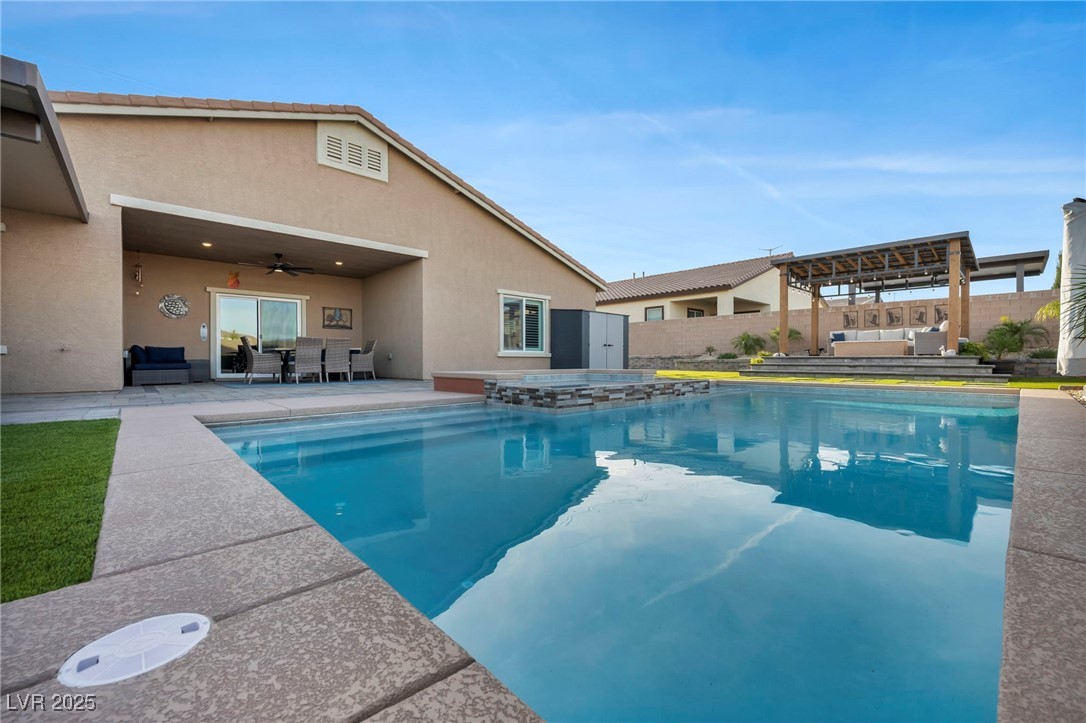 10164 Sweet Holly Place