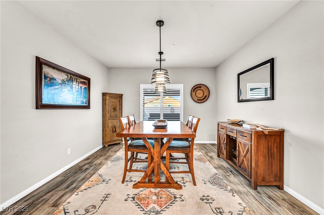 10164 Sweet Holly Place