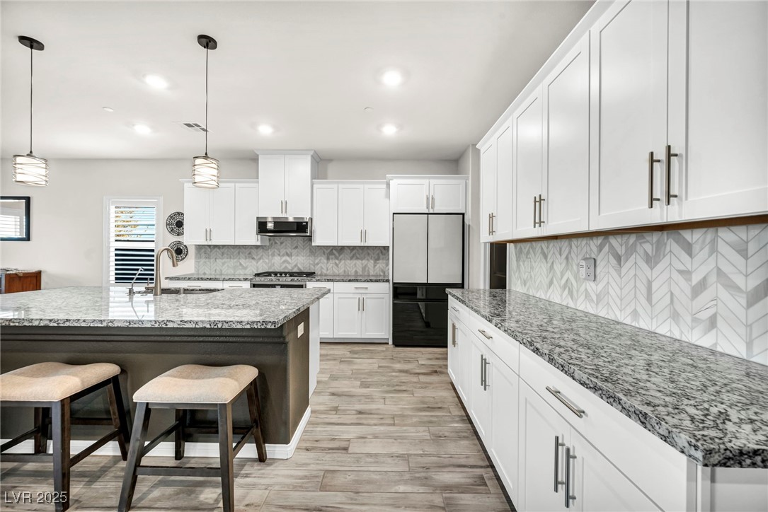 10164 Sweet Holly Place