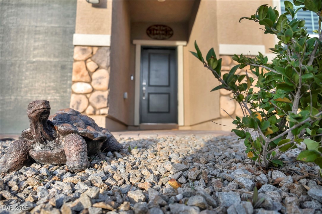 10164 Sweet Holly Place