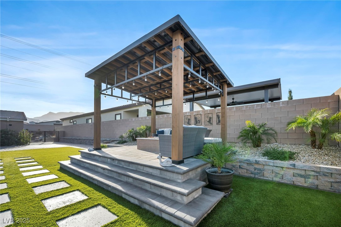 10164 Sweet Holly Place