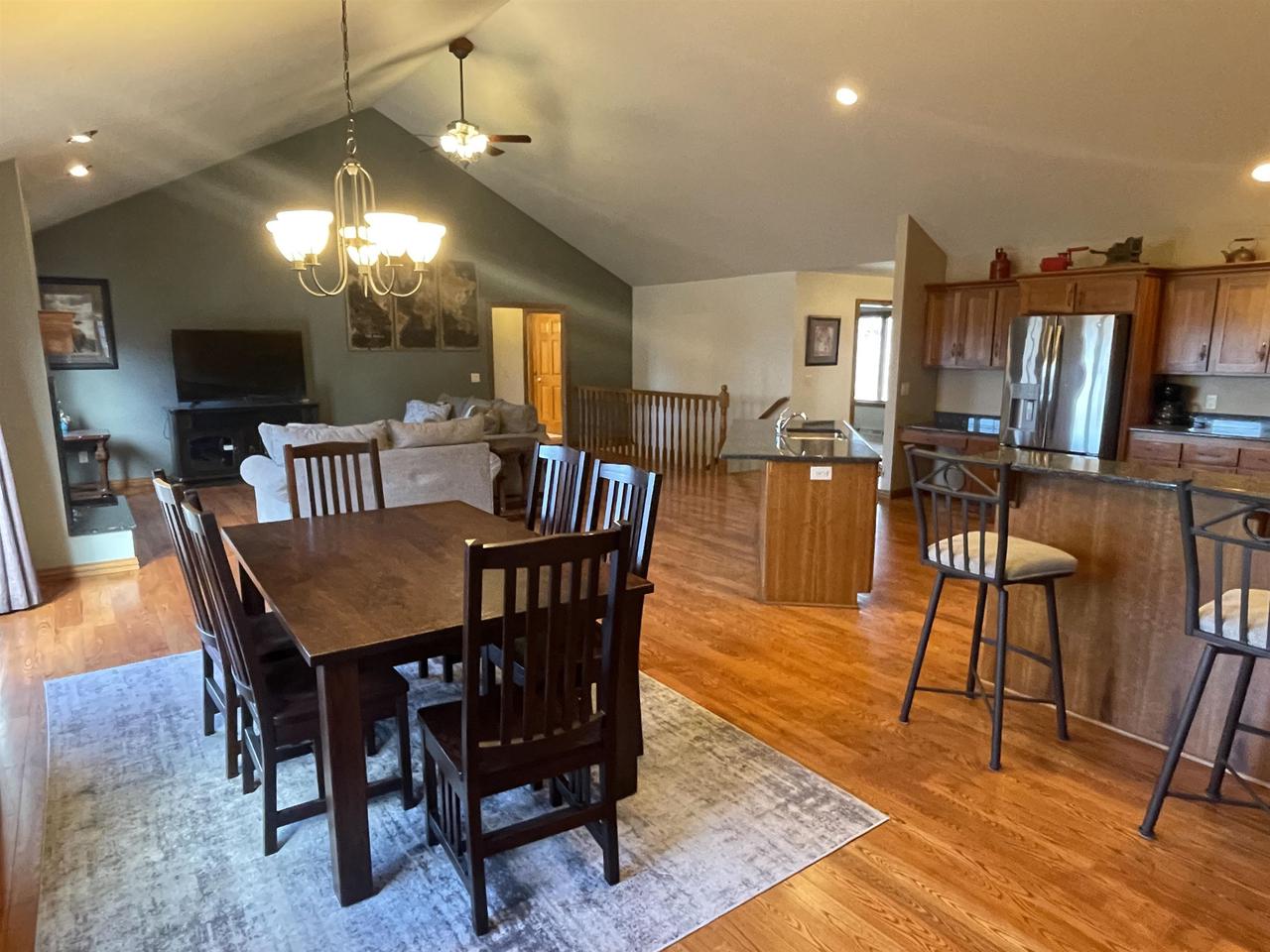 W7647 RIVERVIEW DRIVE