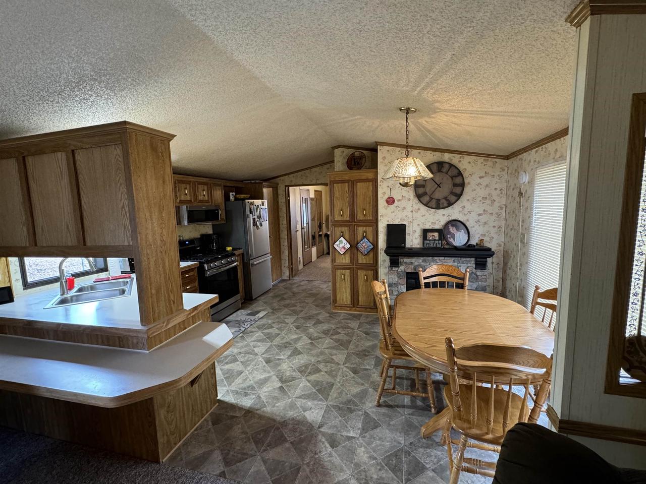 N7228 OAKWOOD DRIVE