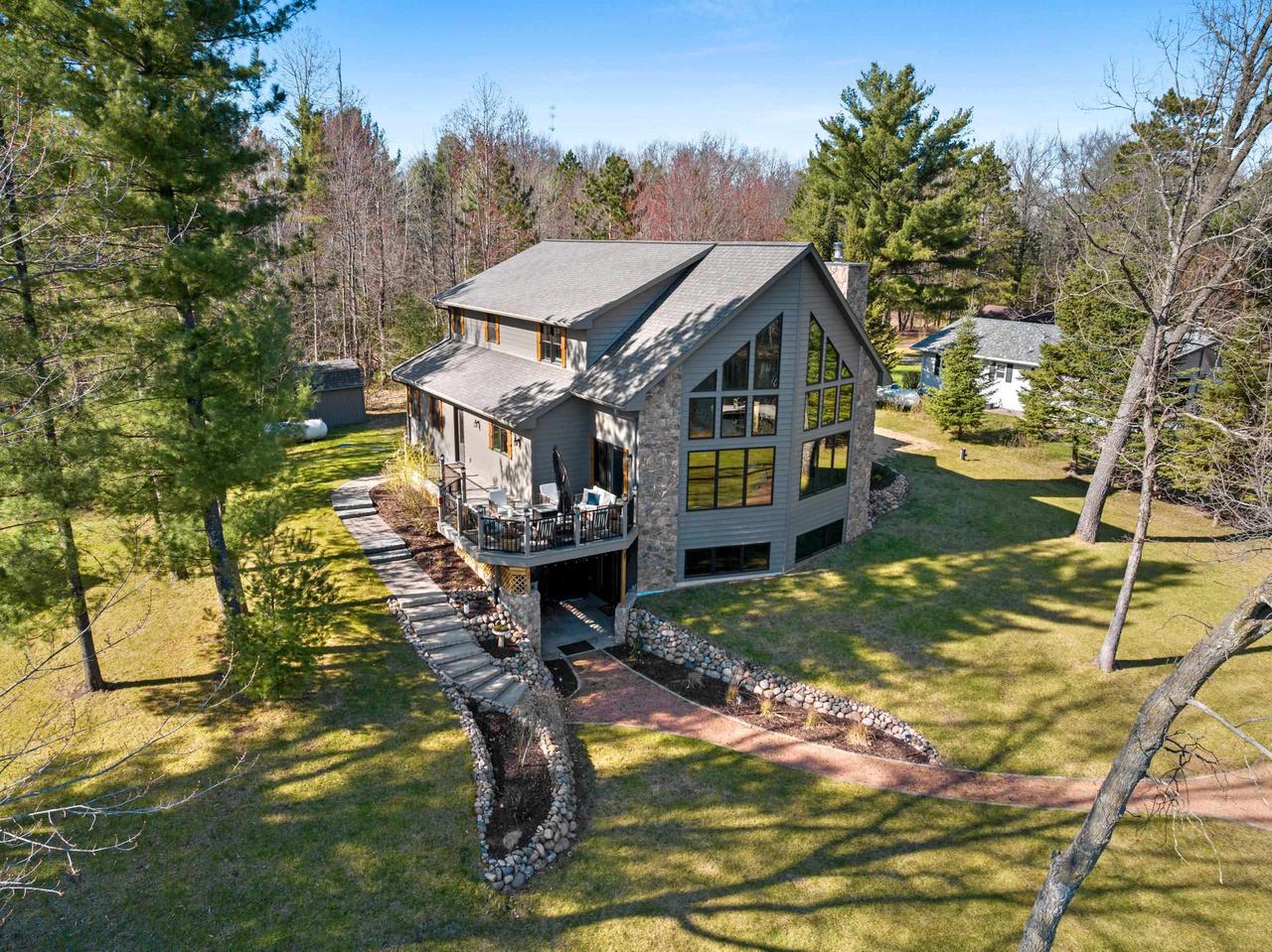 W1396 RED CLOUD TRAIL