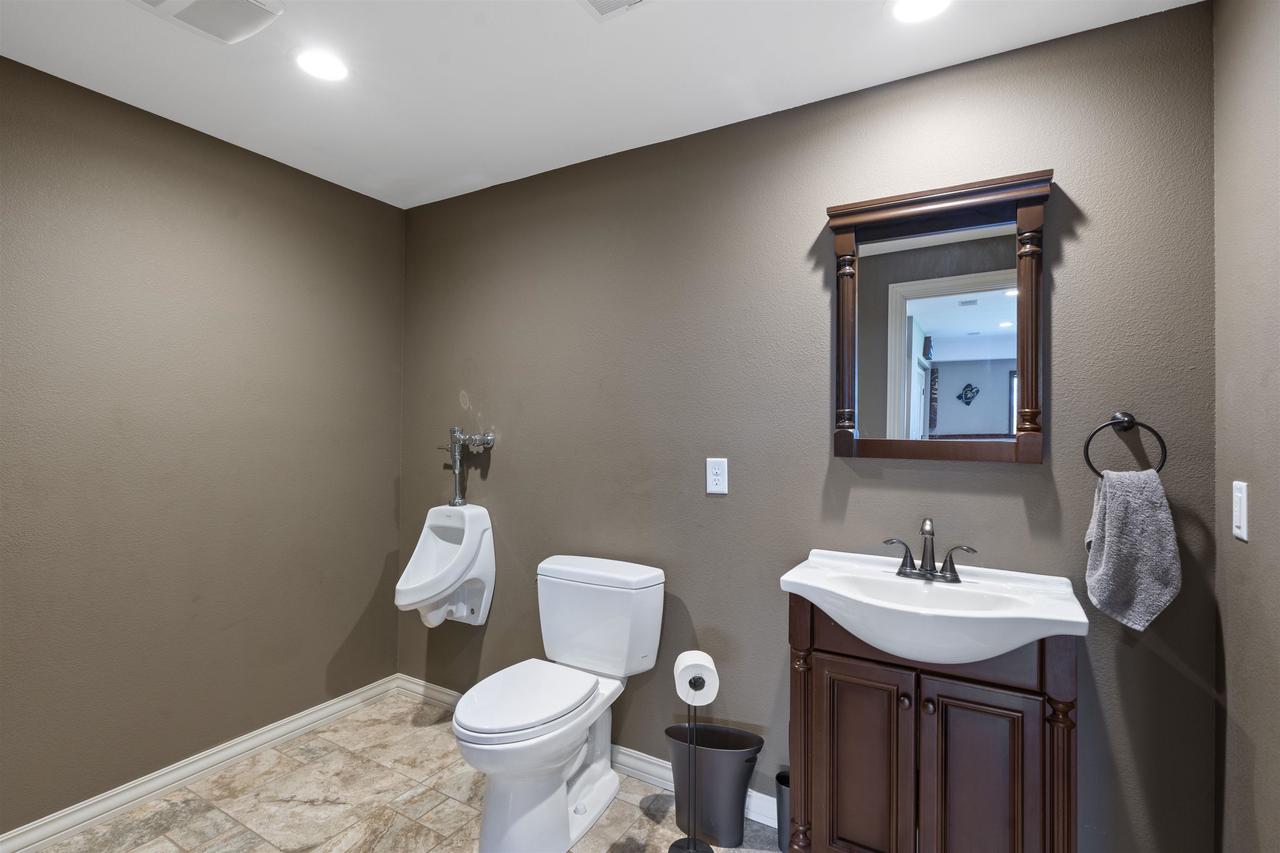 W1396 RED CLOUD TRAIL