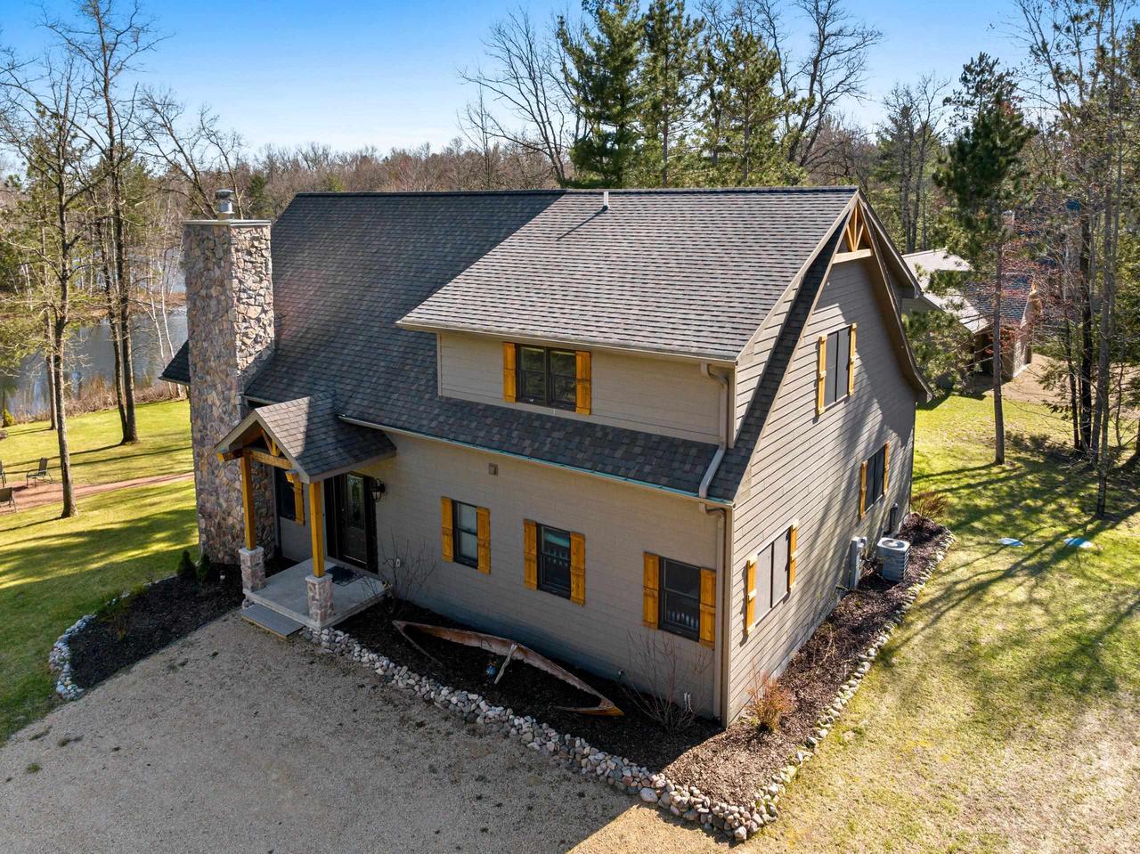 W1396 RED CLOUD TRAIL