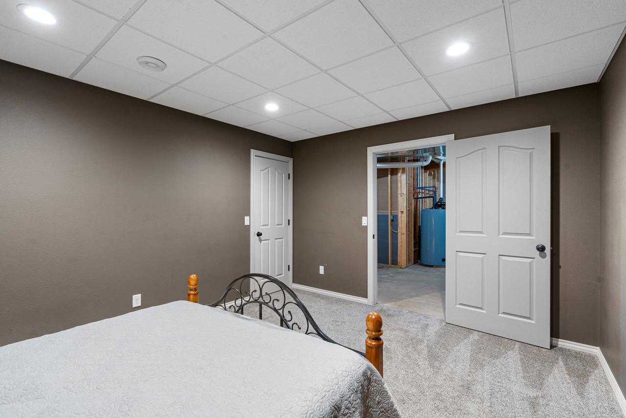 W1396 RED CLOUD TRAIL