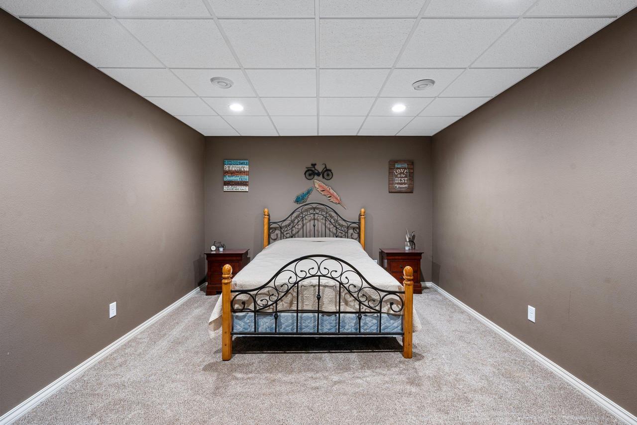 W1396 RED CLOUD TRAIL