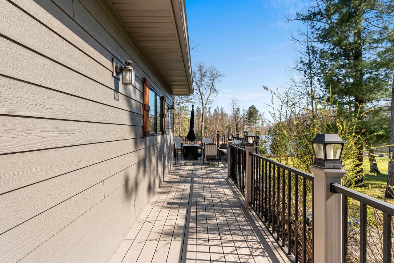 W1396 RED CLOUD TRAIL