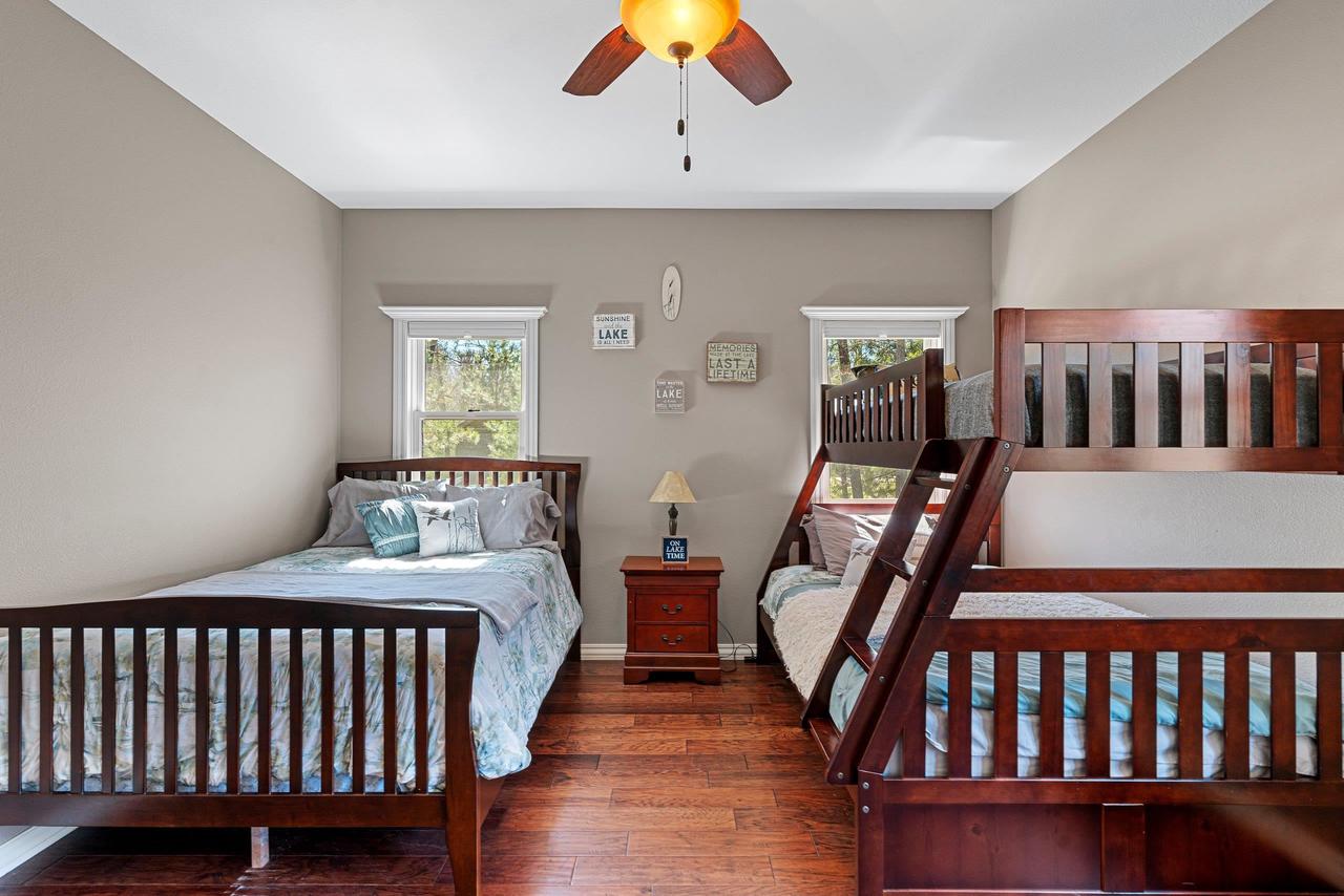 W1396 RED CLOUD TRAIL