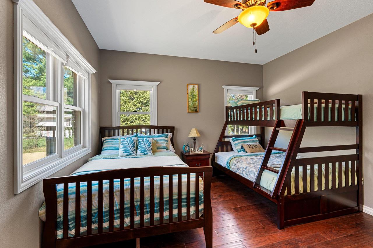 W1396 RED CLOUD TRAIL