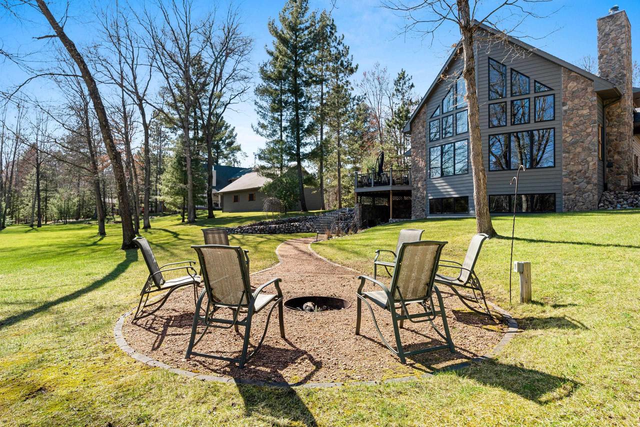 W1396 RED CLOUD TRAIL