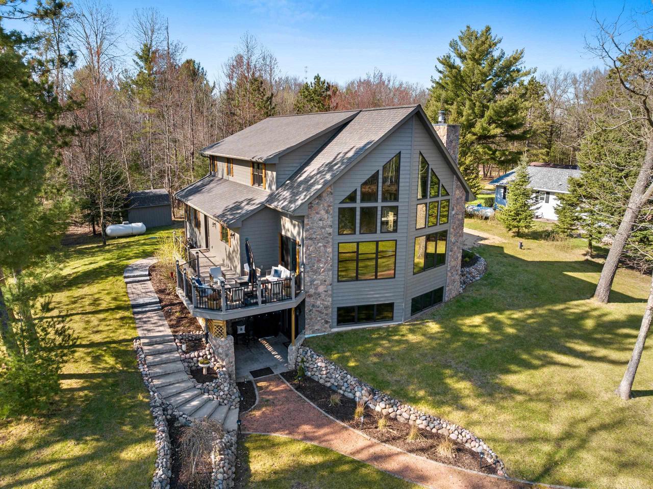 W1396 RED CLOUD TRAIL