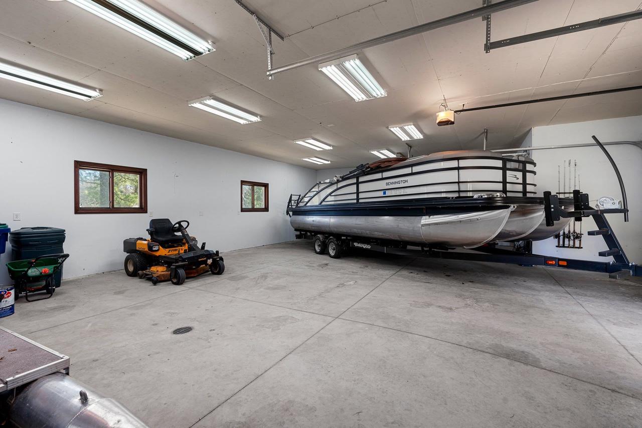 W1396 RED CLOUD TRAIL