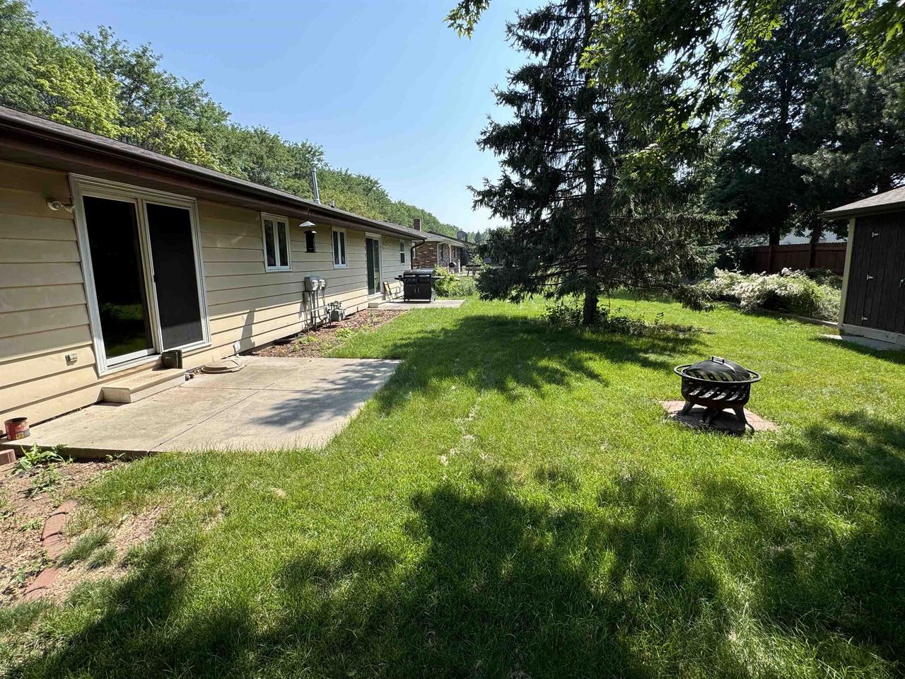 517 KELLY JO DRIVE