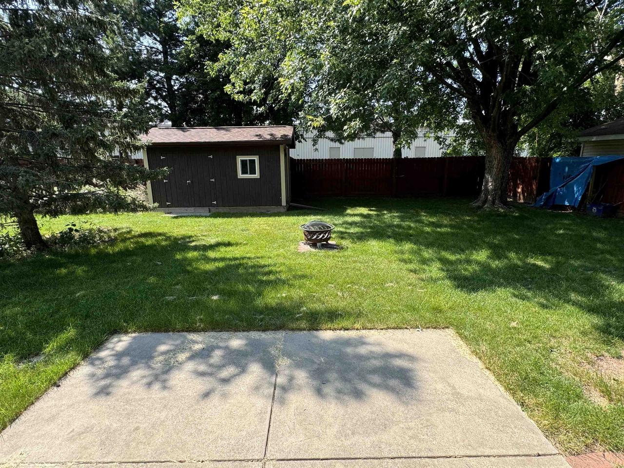 517 KELLY JO DRIVE