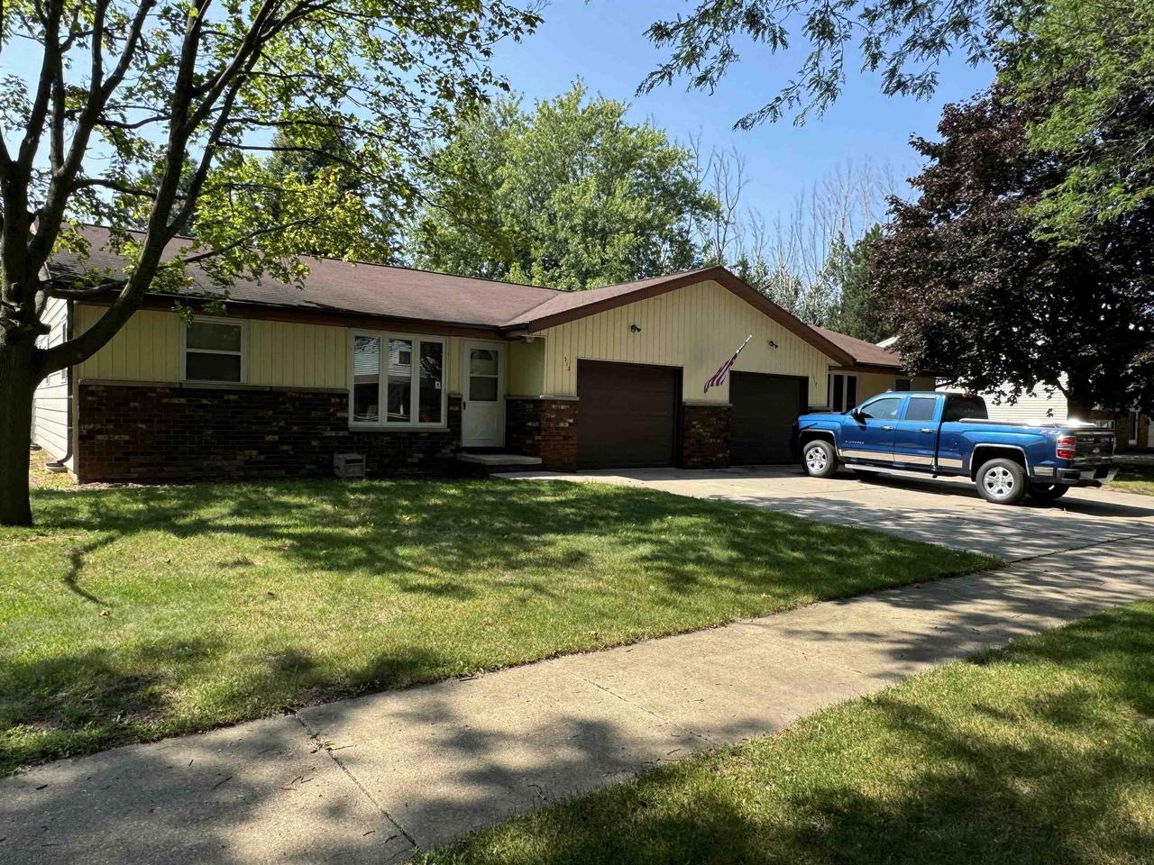 517 KELLY JO DRIVE
