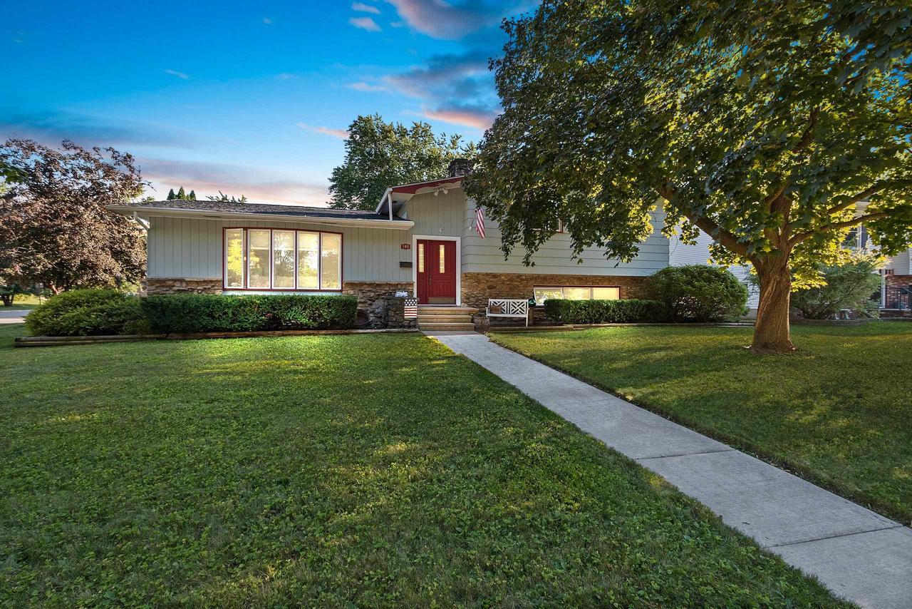 182 South HUMPHREY CIRCLE