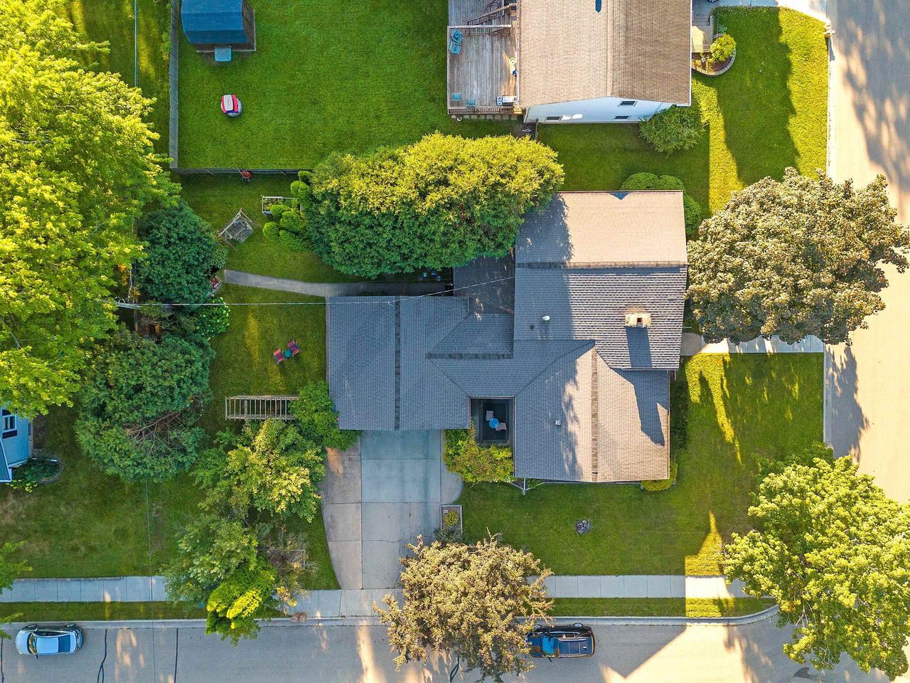 182 South HUMPHREY CIRCLE