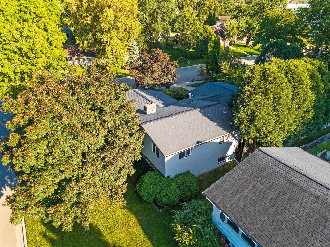 182 South HUMPHREY CIRCLE