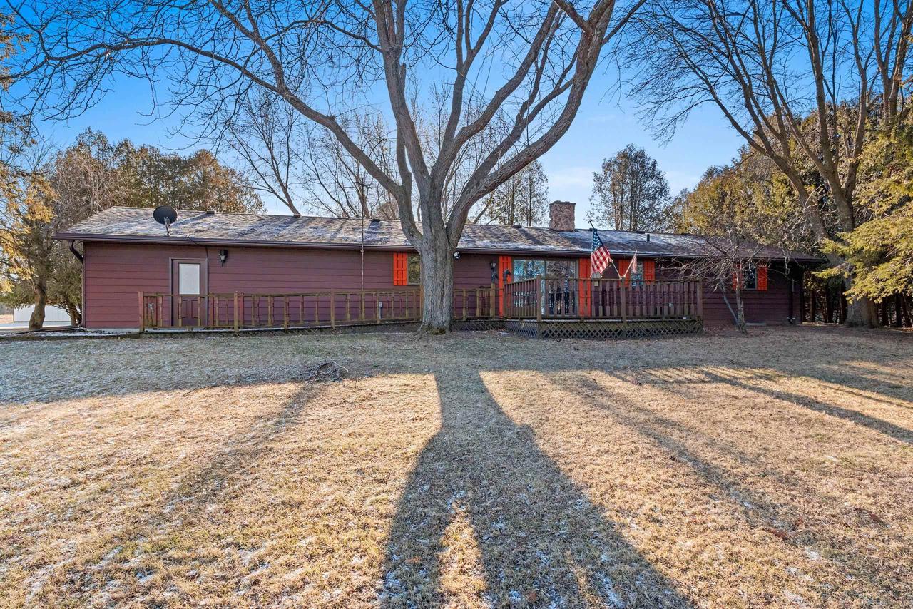 W1288 HICKORY DRIVE