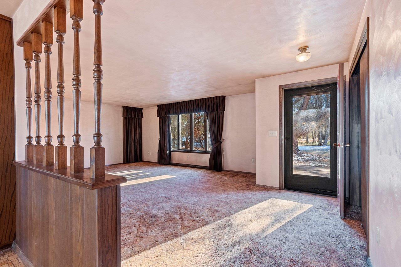 W1288 HICKORY DRIVE