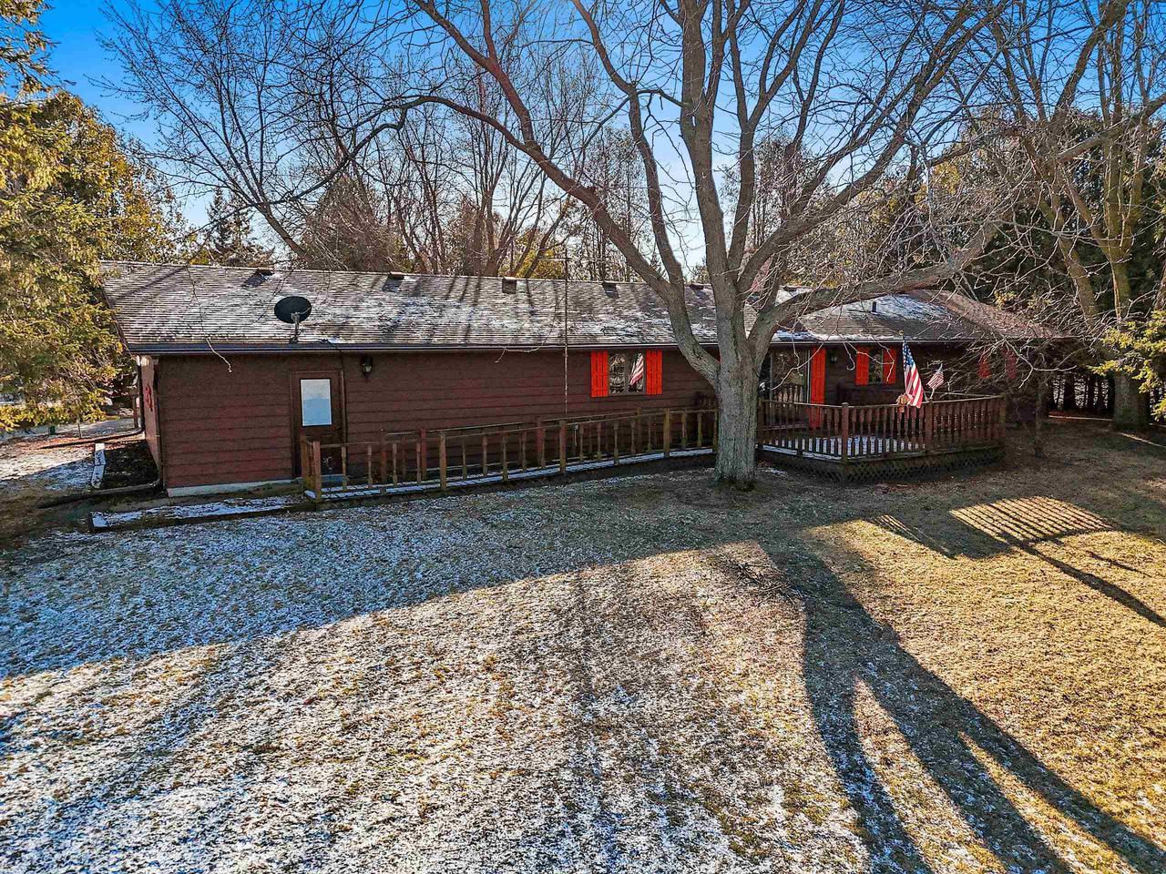 W1288 HICKORY DRIVE