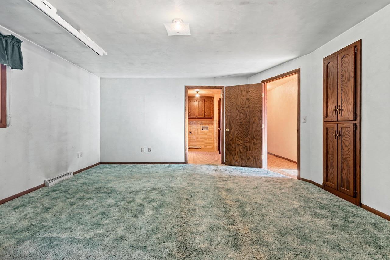 W1288 HICKORY DRIVE