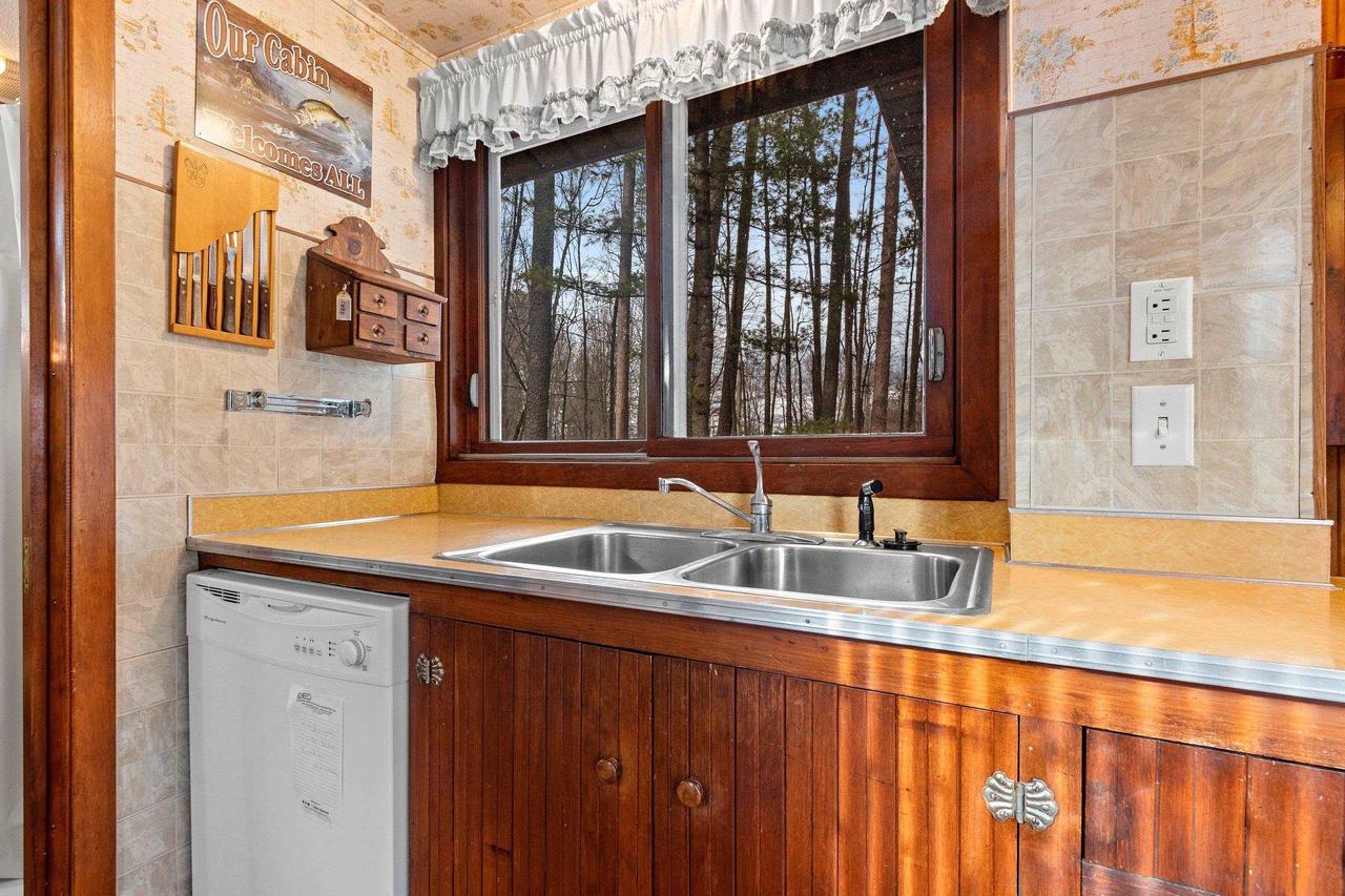 N2706 NORTH SHORE DRIVE