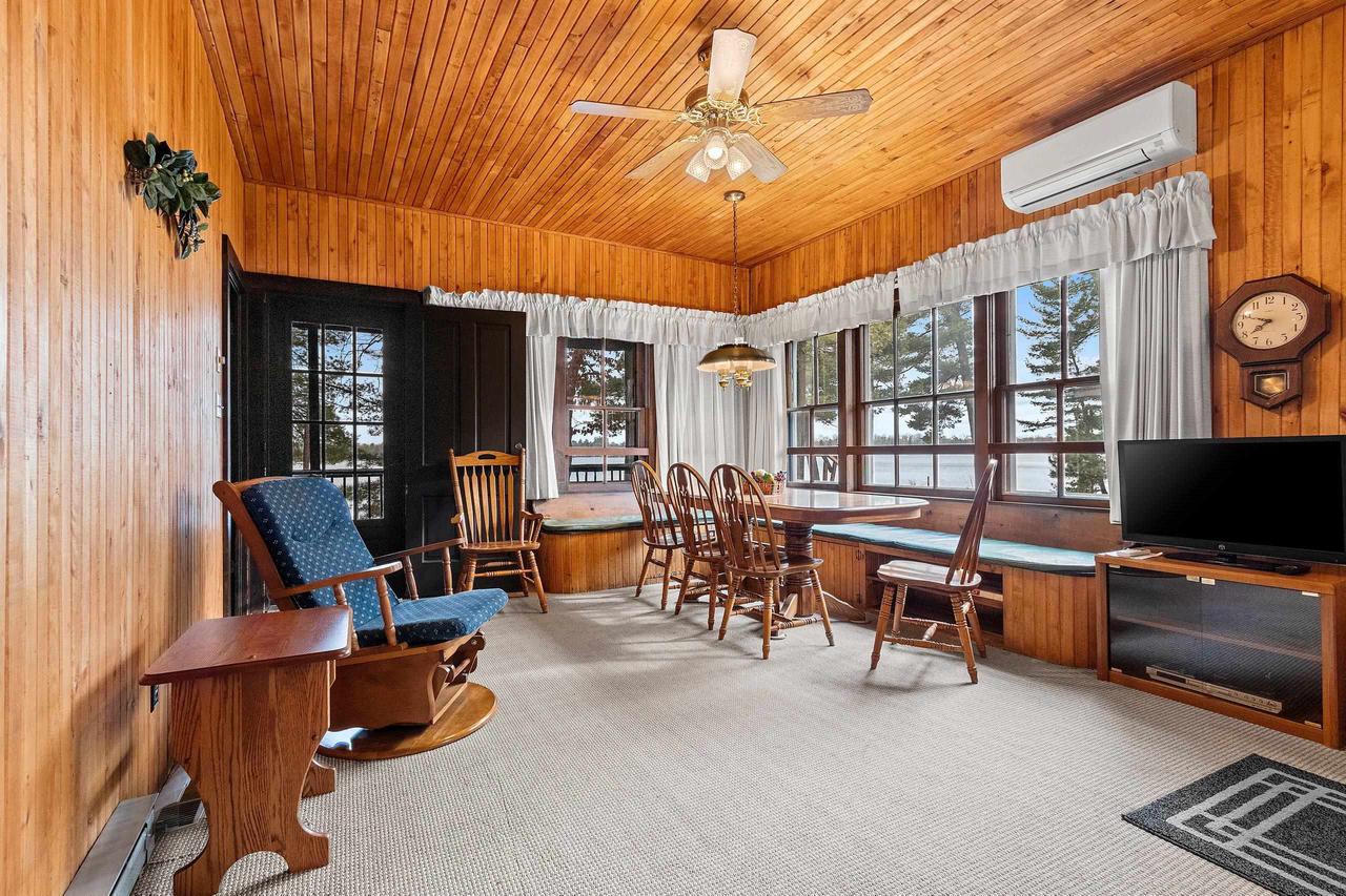 N2706 NORTH SHORE DRIVE