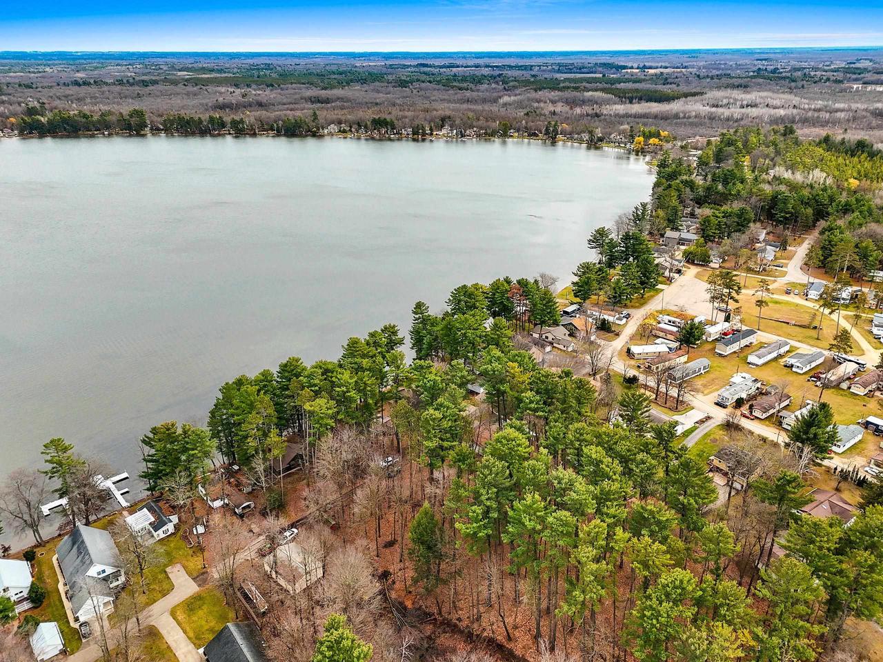 N2706 NORTH SHORE DRIVE