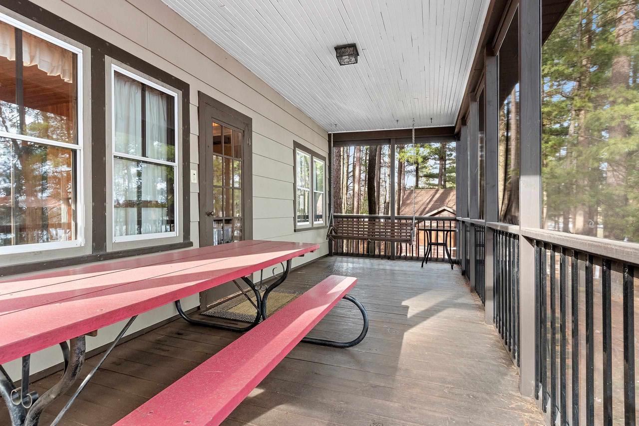 N2706 NORTH SHORE DRIVE