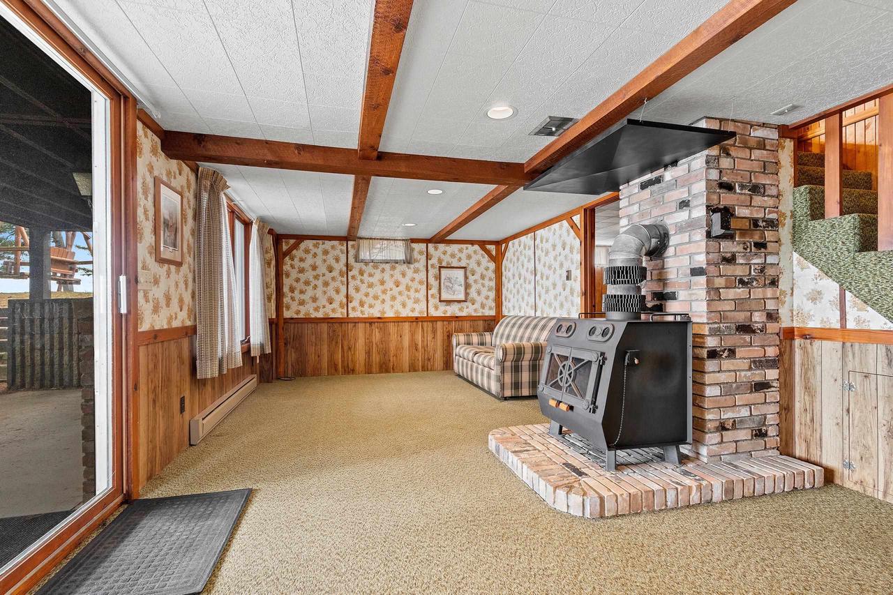 N2706 NORTH SHORE DRIVE