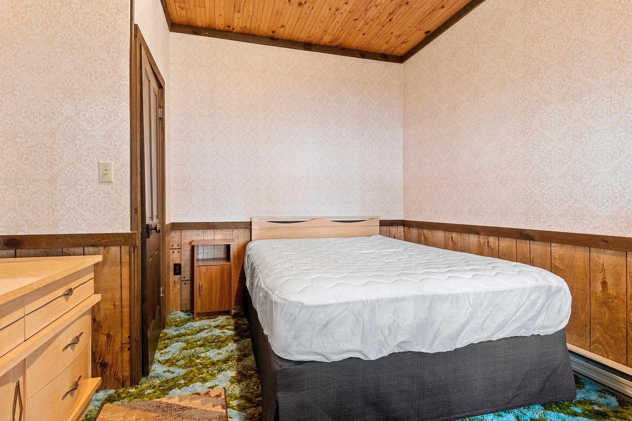 N2706 NORTH SHORE DRIVE