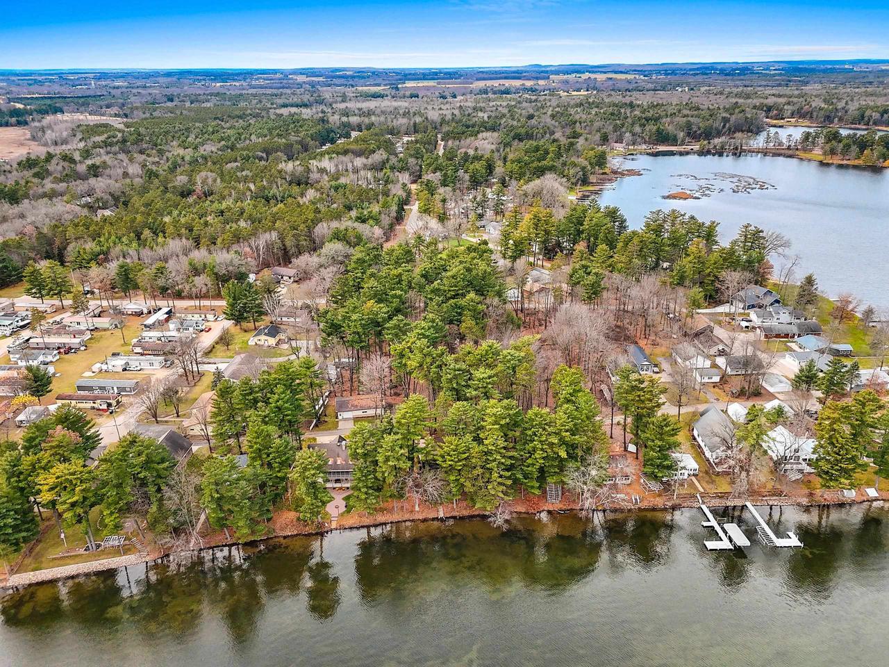 N2706 NORTH SHORE DRIVE