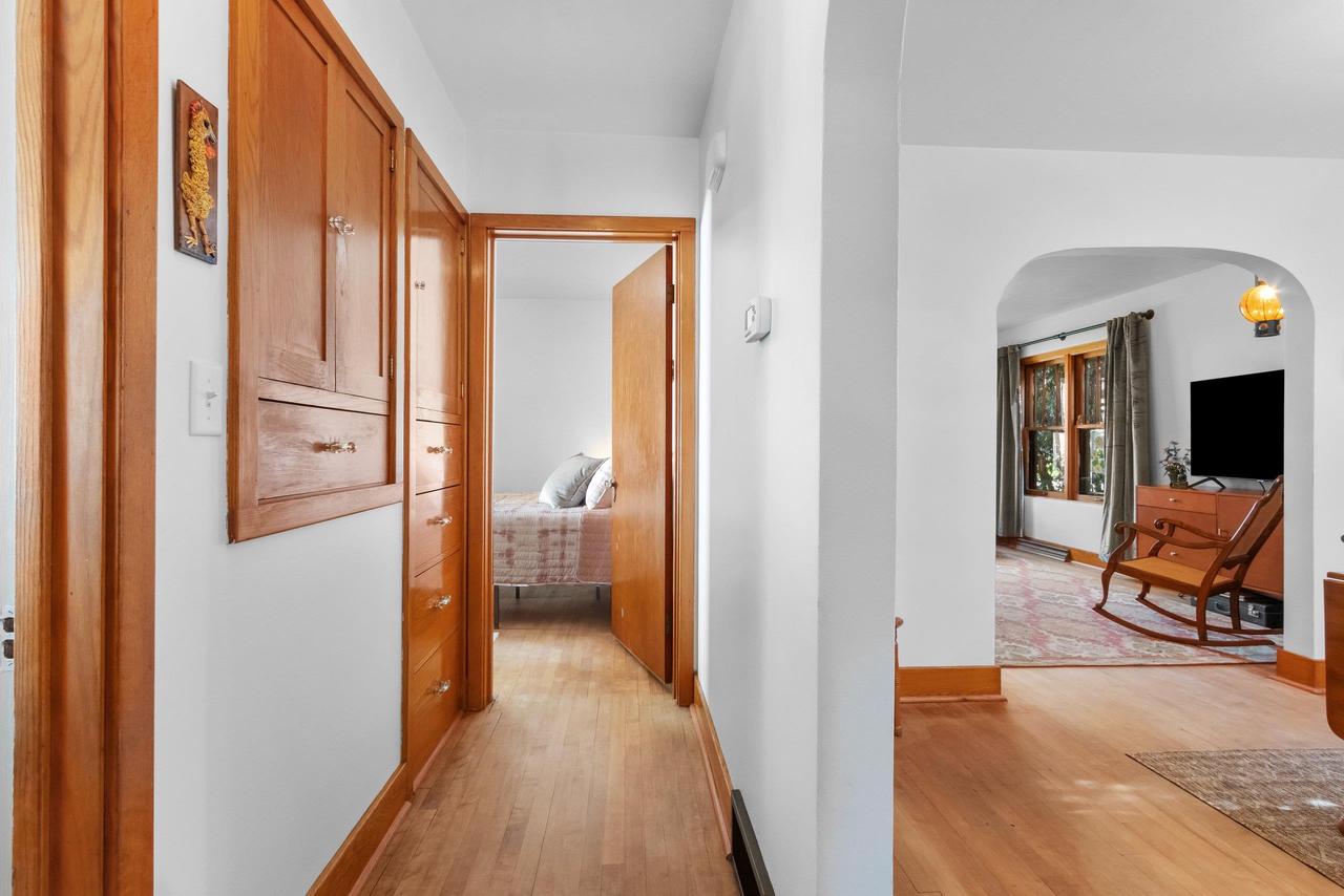 302 RIVER HEIGHTS