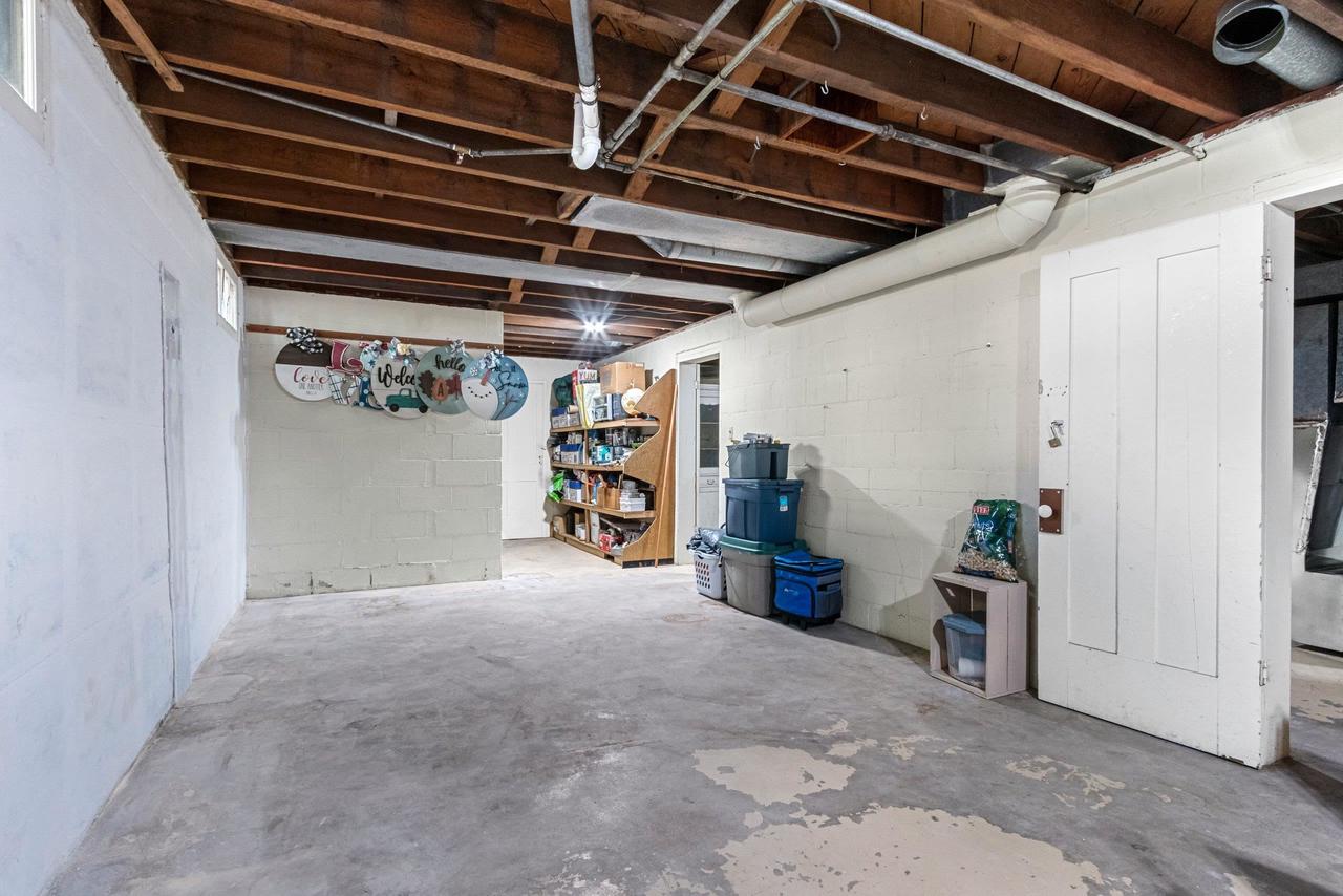 302 RIVER HEIGHTS
