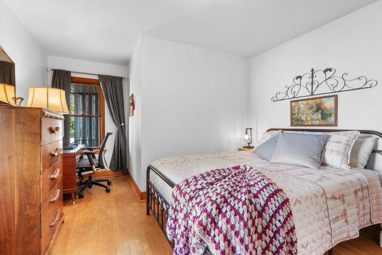 302 RIVER HEIGHTS