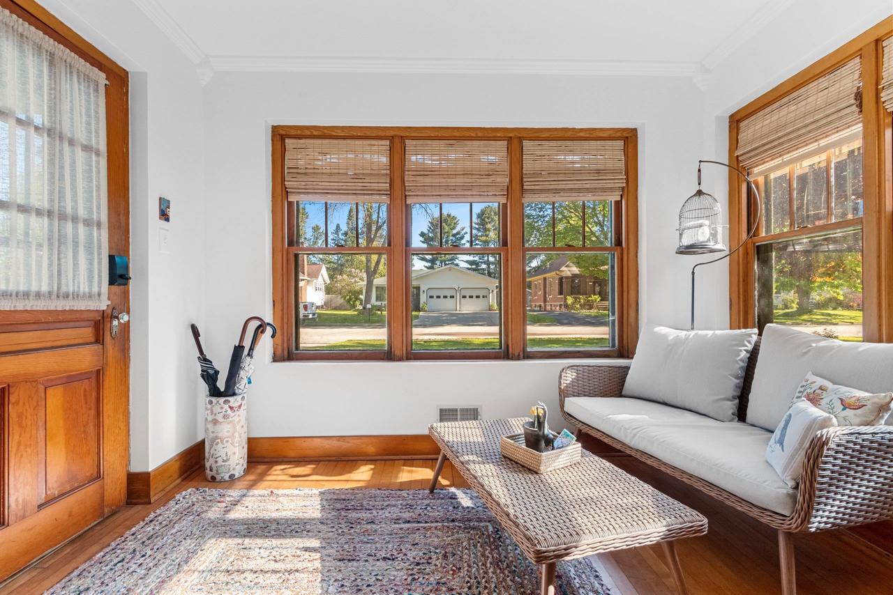 302 RIVER HEIGHTS