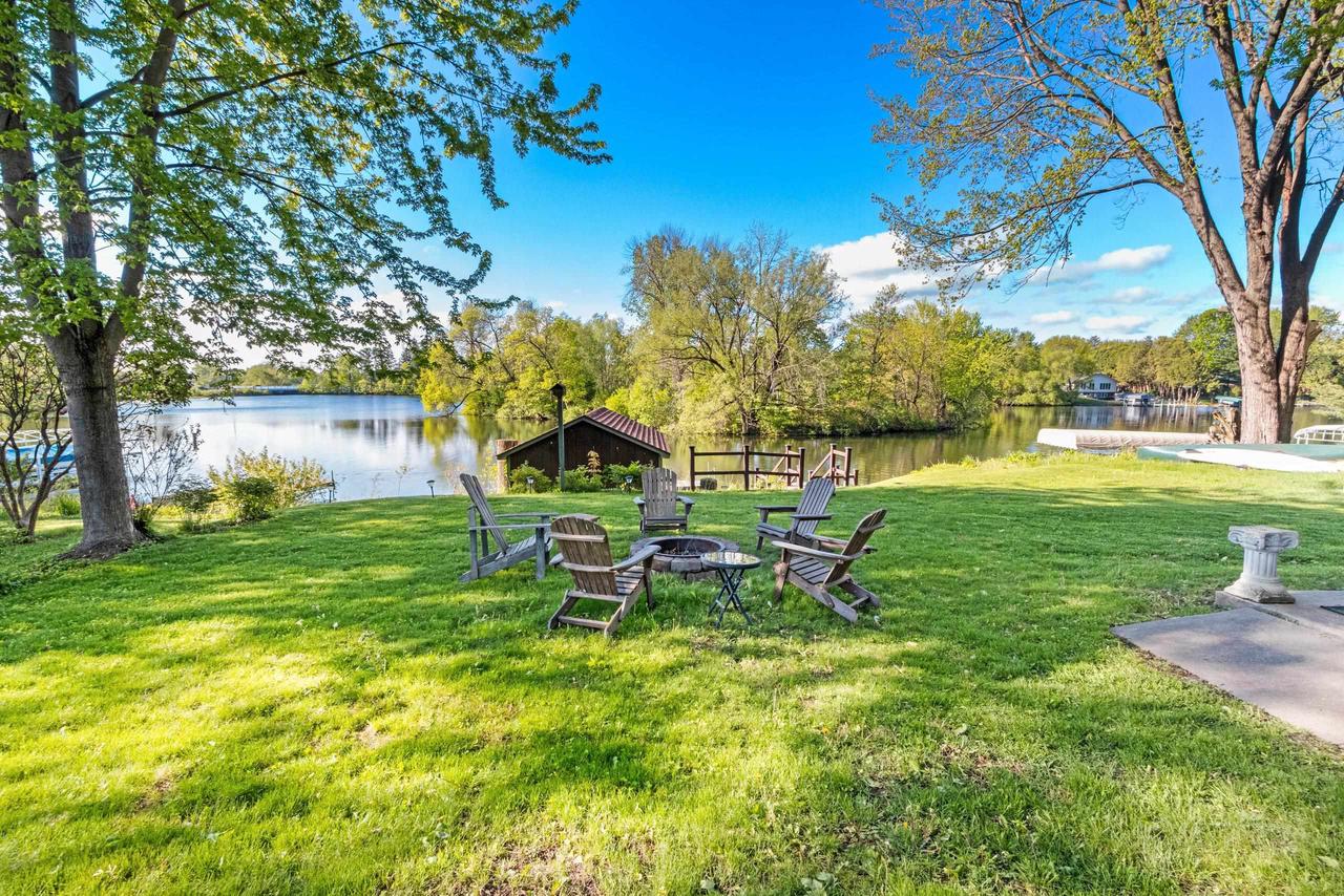 302 RIVER HEIGHTS