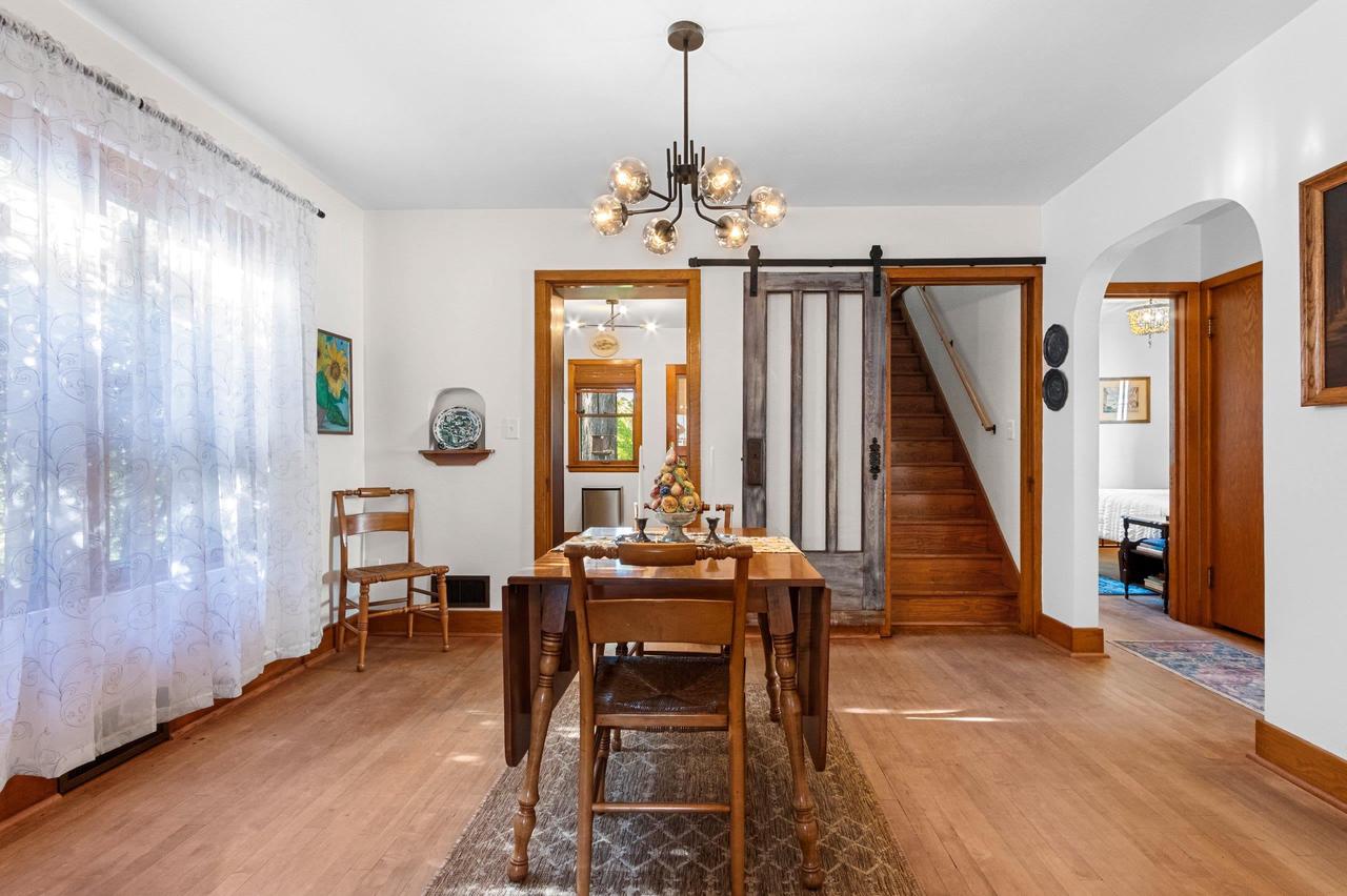 302 RIVER HEIGHTS