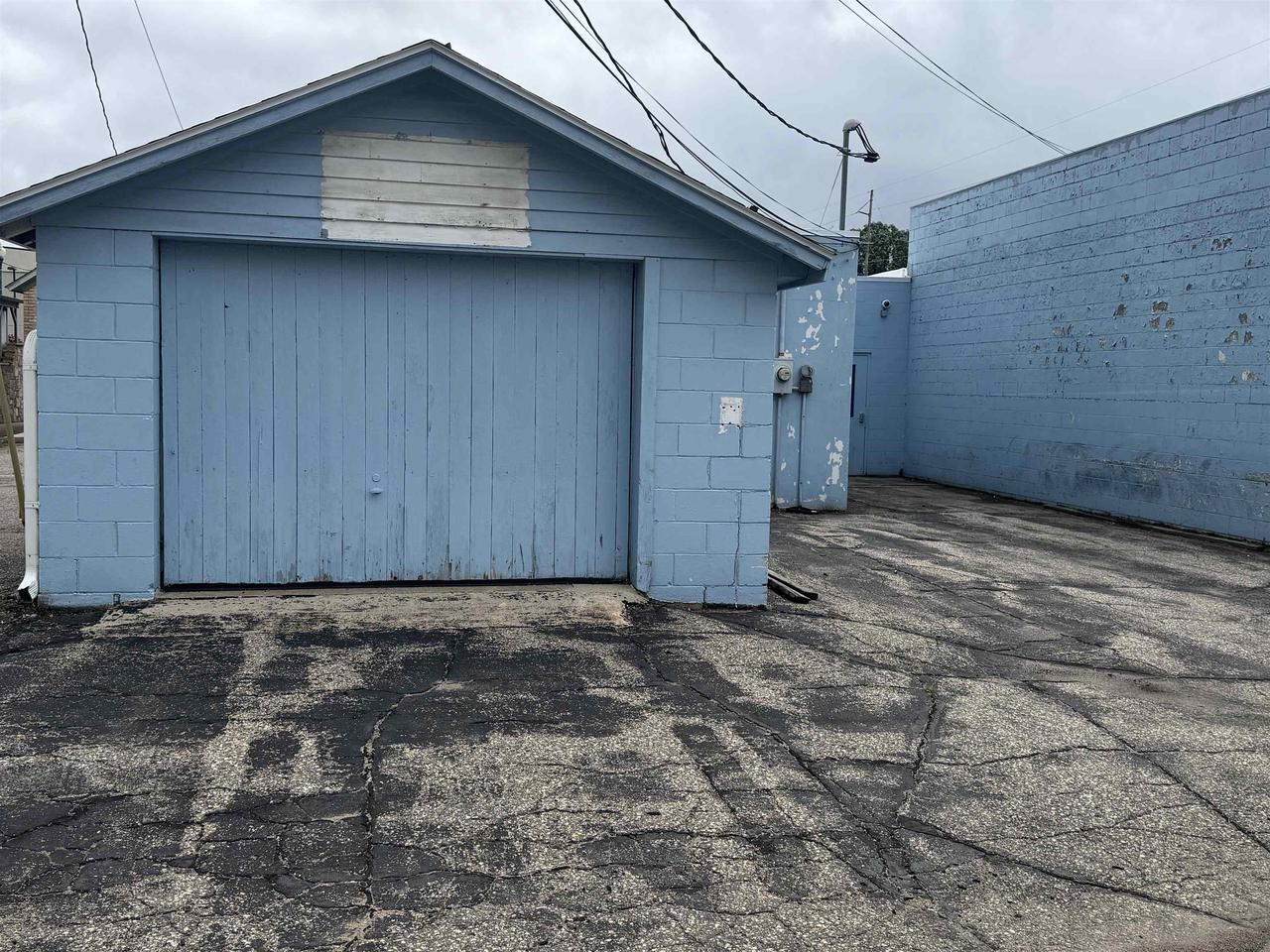 615 South MAIN STREET
